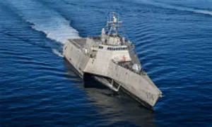 Lén lắp Starlink trên tàu chiến để lướt mạng xã hội