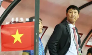 HLV Kim Sang-sik: 'Ưu tiên kết quả trước mắt hơn chuyển giao thế hệ'