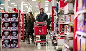 Thu nhập của hộ gia đình Mỹ lần đầu tăng sau 3 năm