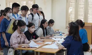 Những 'cú sốc đầu đời' của tân sinh viên