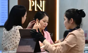 PNJ lãi thấp nhất 3 năm